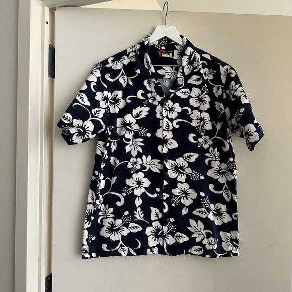 Hawaiian Floral Button Down Shirt - Picture 1 of 5